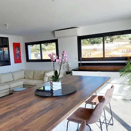 Апартаменты Romytt